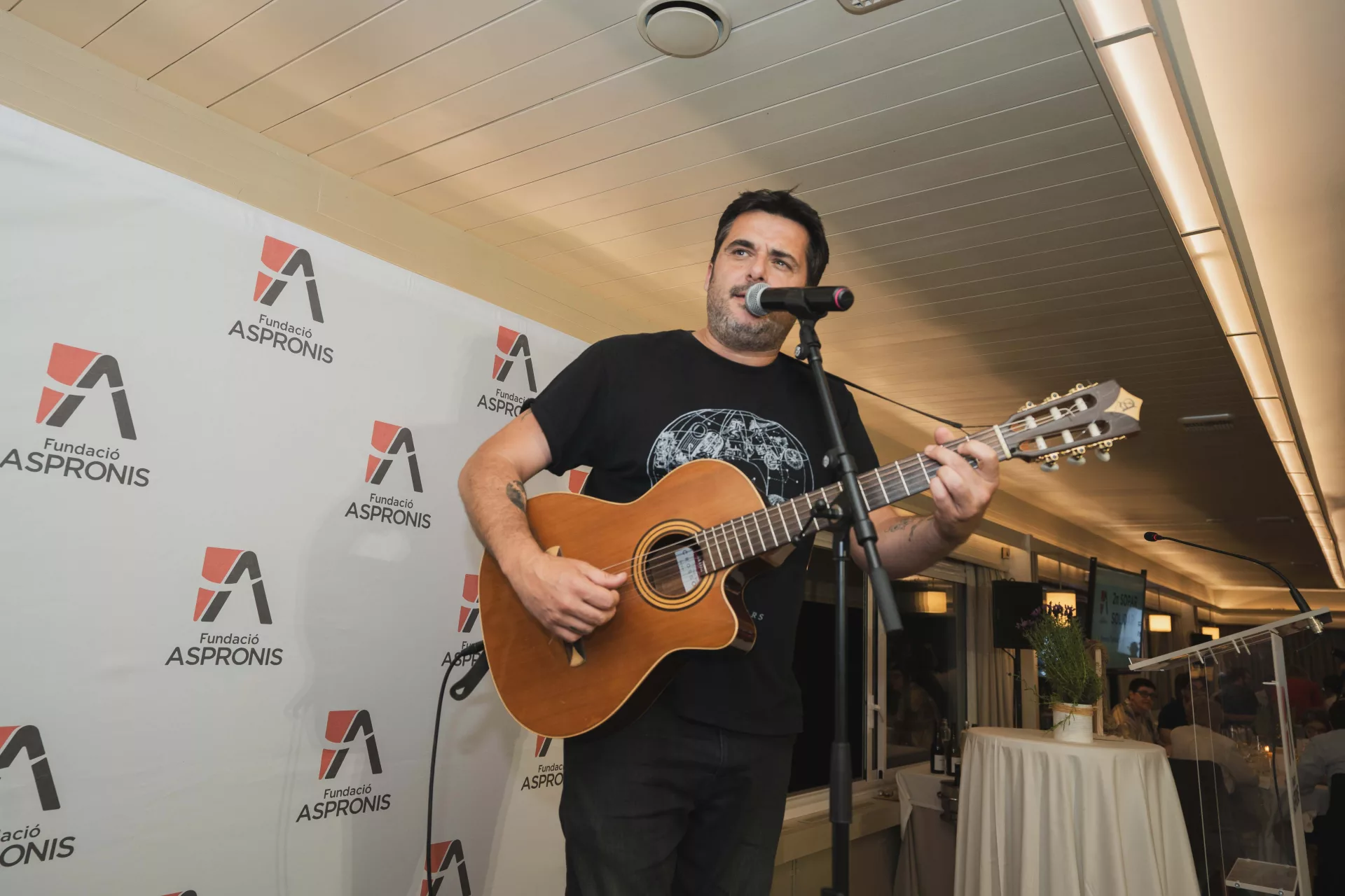 2n sopar solidari de la Fundació Aspronis i 1a edició dels Premis Aspronis